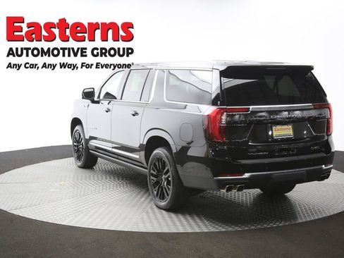 Used 2025 GMC Yukon XL Denali w/ Denali Reserve Package AWD/4WD image 73