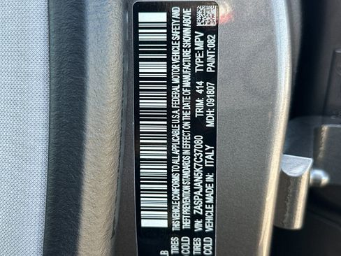 Used 2019 Alfa Romeo Stelvio Base image 34