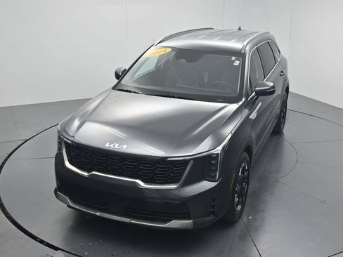Certified 2024 Kia Sorento S FWD image 50