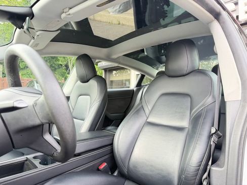 Used 2021 Tesla Model 3 Standard Range Plus RWD image 12