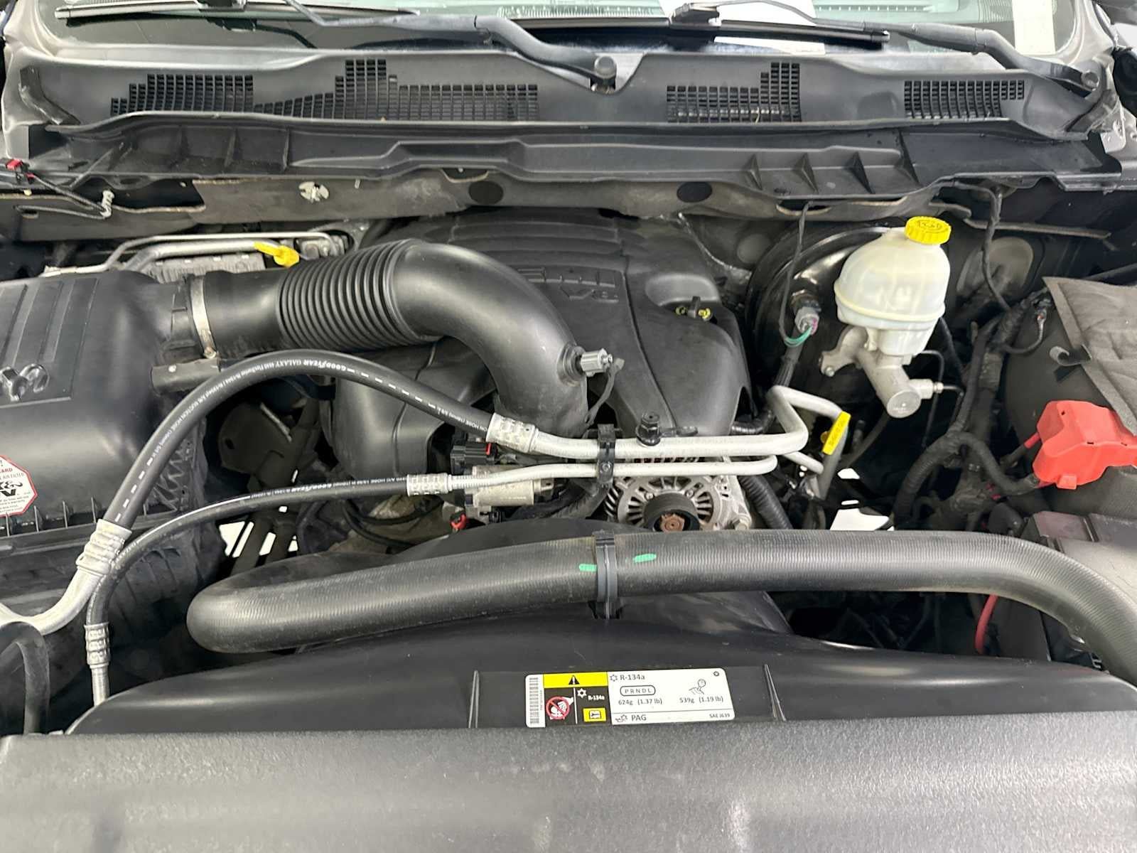 Used 2013 RAM 1500 Express RWD image 17