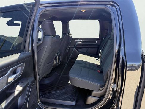 Used 2019 RAM 1500 Big Horn AWD/4WD image 11