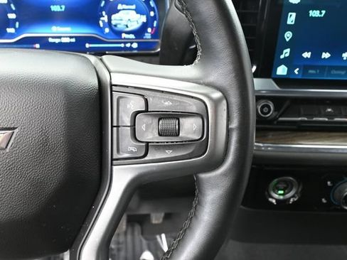 Used 2023 Chevrolet Silverado 1500 LT AWD/4WD image 33
