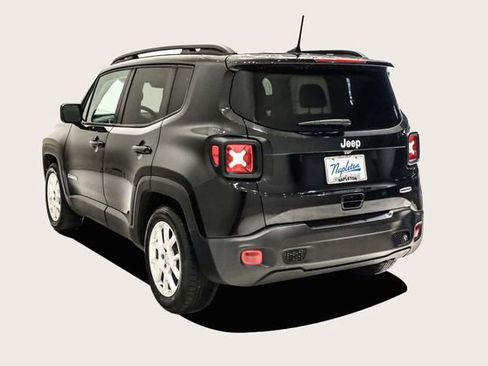 Used 2019 Jeep Renegade Latitude w/ Cold Weather Group image 7