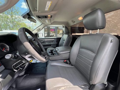 Used 2017 RAM 2500 Tradesman w/ Power & Remote Entry Group RWD image 5