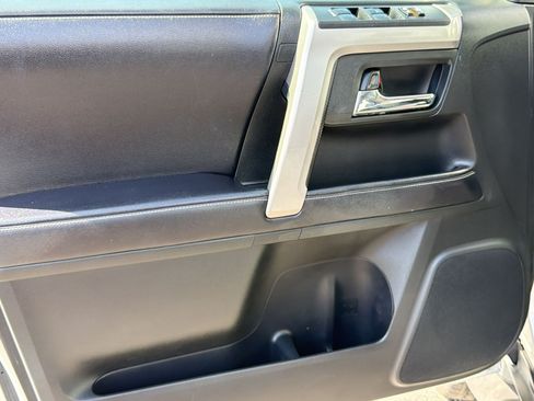 Used 2018 Toyota 4Runner SR5 RWD image 14
