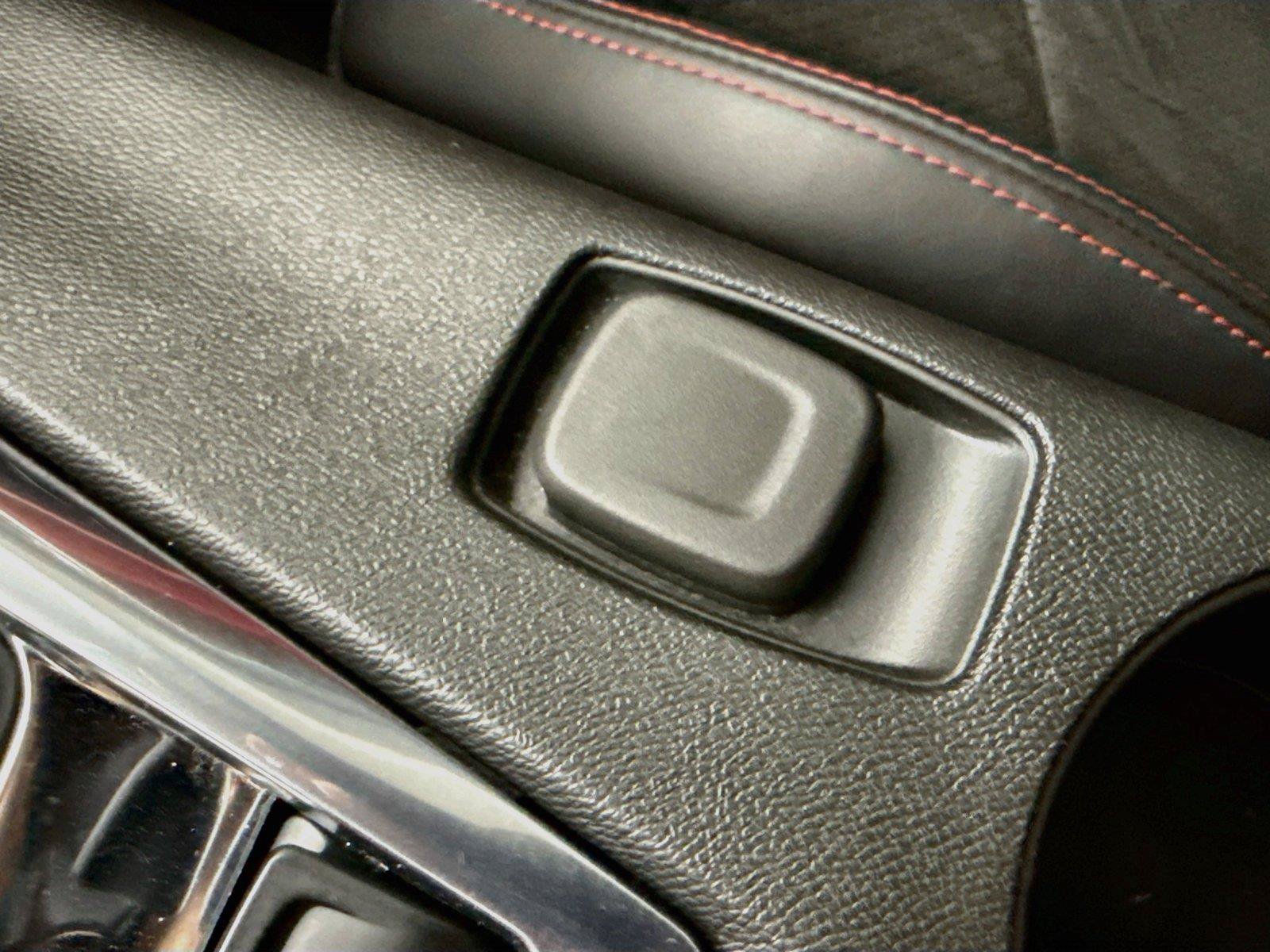 Used 2022 Chevrolet Camaro ZL1 RWD image 24