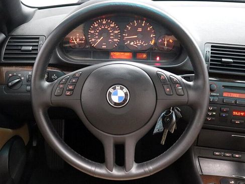 Used 2004 BMW 325Ci Convertible image 37