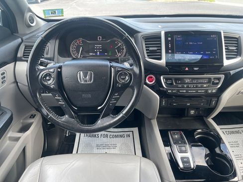Used 2016 Honda Pilot Touring image 20