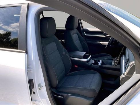 Used 2025 GMC Terrain Elevation AWD/4WD image 19