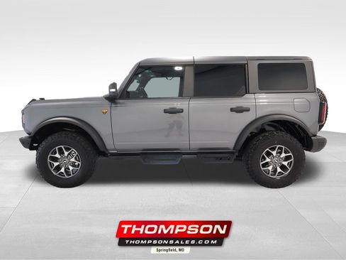 Used 2024 Ford Bronco Badlands AWD/4WD image 1