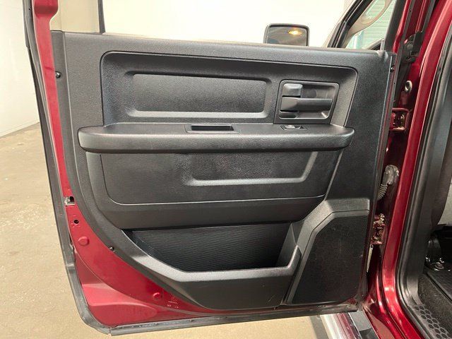 Used 2017 RAM 1500 Express RWD image 20