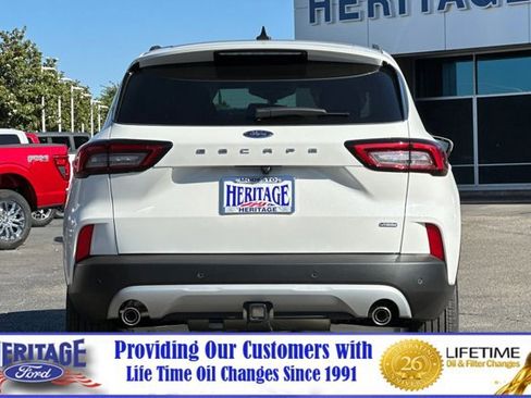 New 2025 Ford Escape SE w/ Class II Trailer Tow Package image 5