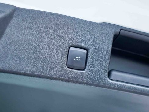 Used 2023 Ford Escape Active image 14