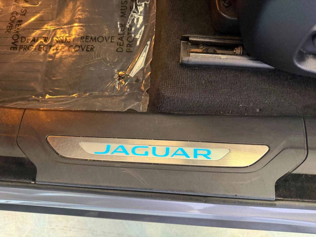 Used 2020 Jaguar F-PACE R-Sport AWD/4WD image 15