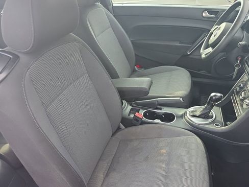 Used 2014 Volkswagen Beetle 1.8T image 18