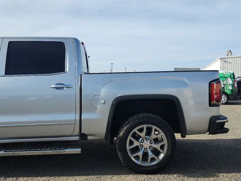 Used 2018 GMC Sierra 1500 SLT image 9