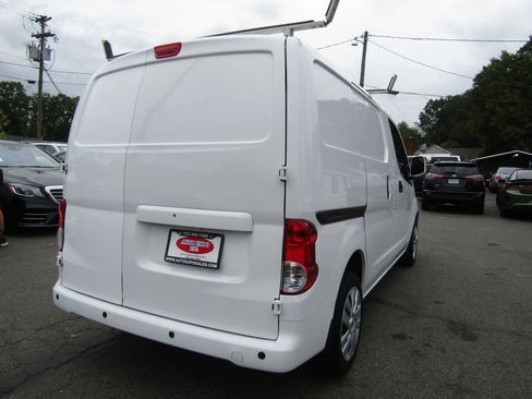 Used 2021 Nissan NV200 SV image 7