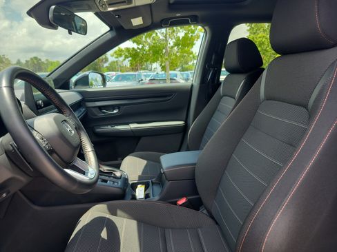 Used 2025 Honda CR-V Sport image 22
