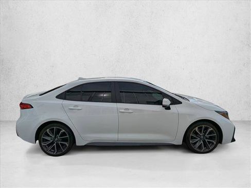 Used 2021 Toyota Corolla SE FWD image 4