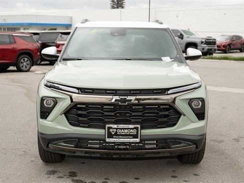 Used 2025 Chevrolet TrailBlazer ACTIV w/ Convenience Package image 2