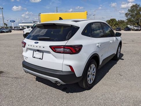 New 2026 Ford Escape Active FWD image 4