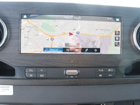 New 2022 Mercedes-Benz Sprinter 2500 image 28