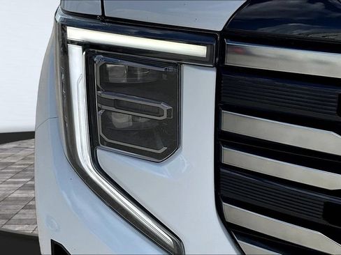 Used 2025 GMC Sierra 1500 AT4 AWD/4WD image 34