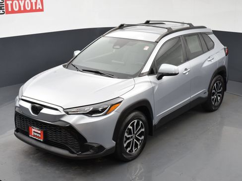 Used 2024 Toyota Corolla Cross AWD Hybrid image 25