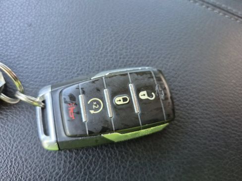 Used 2020 RAM 1500 Lone Star RWD image 34