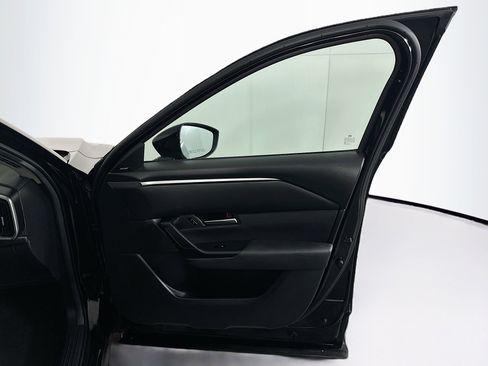 Used 2025 MAZDA CX-50 AWD 2.5 S w/ Premium Package image 34