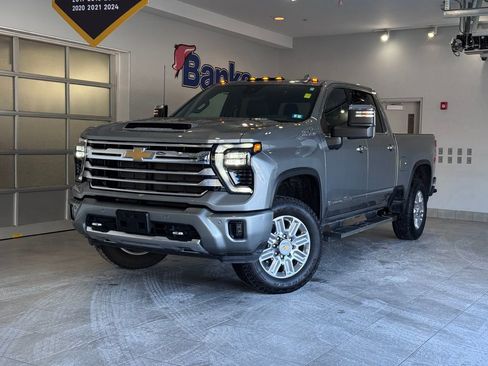 Certified 2025 Chevrolet Silverado 2500 High Country w/ Technology Package image 2