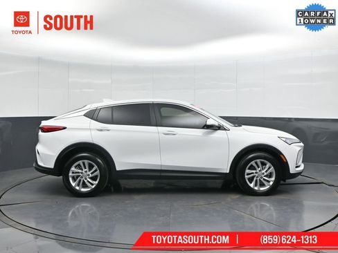 Used 2025 Buick Envista Preferred w/ Convenience II Package image 6