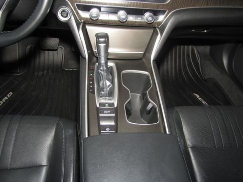 Certified 2022 Honda Accord EX-L image 16