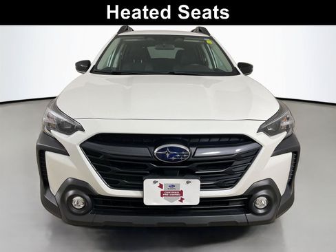 Used 2025 Subaru Outback Premium AWD/4WD image 3