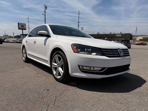 Used 2014 Volkswagen Passat TDI SE image 51