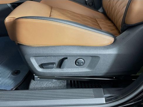New 2026 Nissan Rogue Platinum AWD/4WD image 21