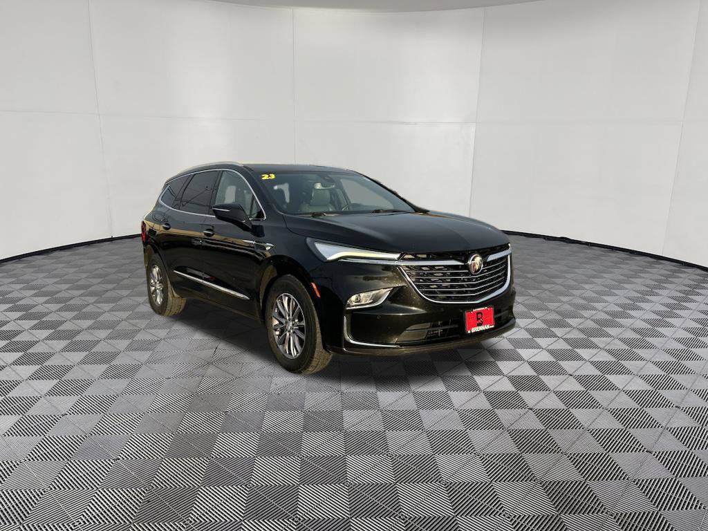 Used 2023 Buick Enclave Essence AWD/4WD image 7