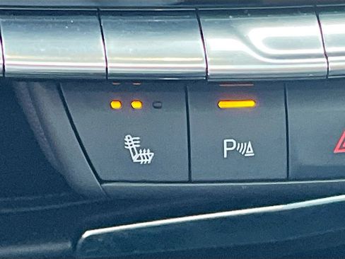 Used 2024 Cadillac XT4 Sport w/ Technology Package AWD/4WD image 21