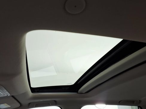 Used 2024 Honda CR-V EX-L image 14
