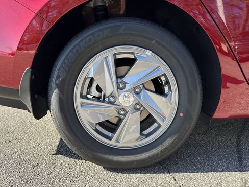 New 2026 Hyundai Elantra SE image 17