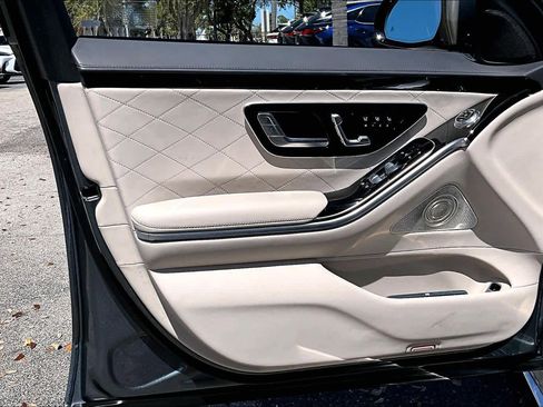 Used 2023 Mercedes-Benz S 580 4MATIC Sedan image 25