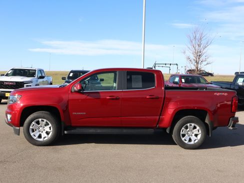 Used 2019 Chevrolet Colorado LT w/ LT Convenience Package image 4