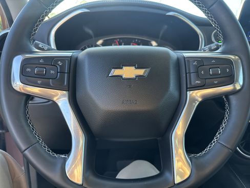 Used 2023 Chevrolet Blazer LT image 17