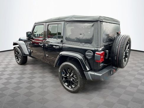 Used 2023 Jeep Wrangler Unlimited Sahara AWD/4WD image 8