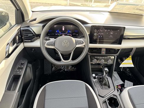 New 2026 Volkswagen Taos S image 8