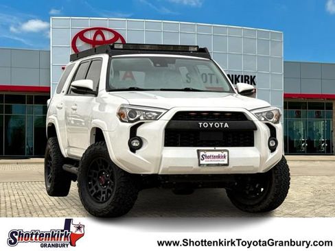 Used 2021 Toyota 4Runner SR5 Premium w/ Moonroof Package RWD image 1