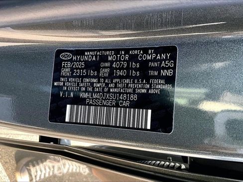 Certified 2025 Hyundai Elantra SEL image 16