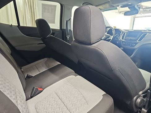 Used 2024 Chevrolet Equinox LS w/ LS Convenience Package FWD image 14