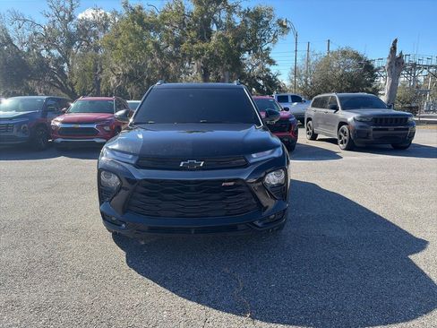 Used 2022 Chevrolet TrailBlazer RS w/ Technology Package image 2